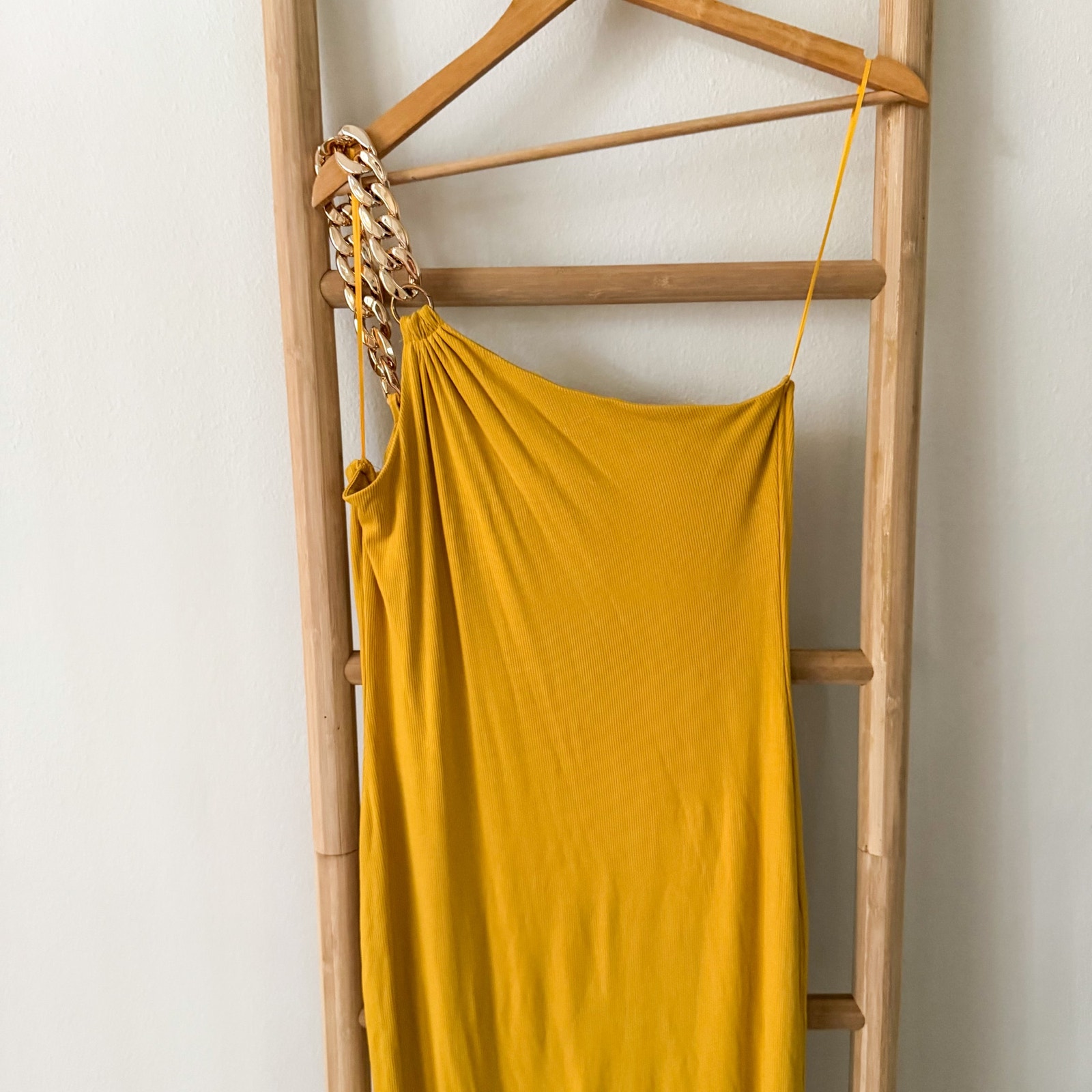 Nwt Jluxlabel Mustard Gold Chain One Shoulder Maxi Dress Xl Bodycon Ruched — image 3 of 8